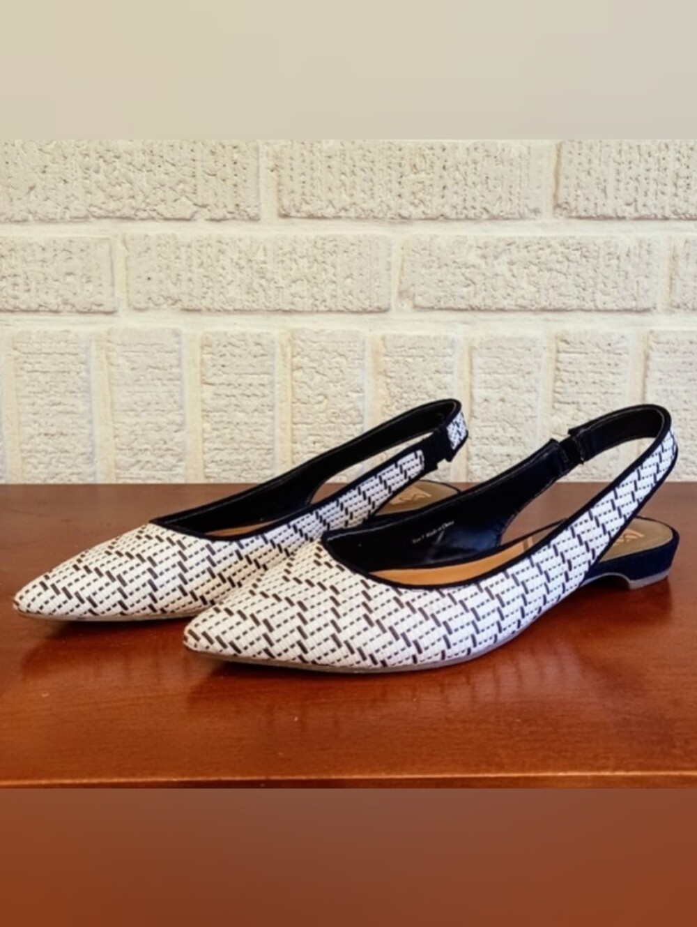 Dolce Vita DV8 Sling Back Flats - Size 7